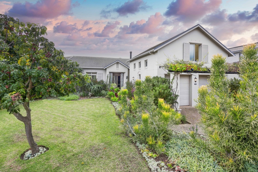 4 Bedroom Property for Sale in Val De Vie Estate Western Cape